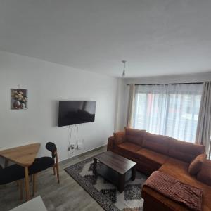 Serviced apartment 1bedroom fully furnished Enkang Ngong road