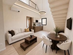 LimeTree Residence by BQA