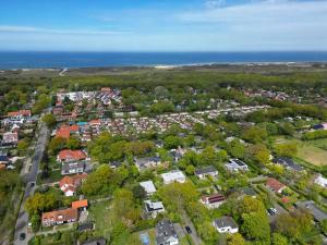Holiday home with garden in Oostkapelle - Oosterpark 96c