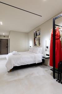 Prime Location - Moid Urban Suites