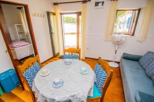 Apartments Punta Blue & Orange 5 m from the sea