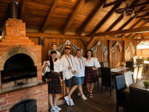 Conacul Birtoc Refugiu Tradițional în Maramureș
