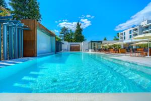 Hotel Alkar - Family Friendly Hotel with Pool in Sinj, Dalmatia