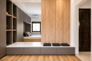 Luxury Central Studio with Balcony & City Views