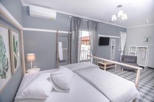 Retro luxury rooms