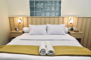 Deluxe Room Rumo Living Jakarta Timur