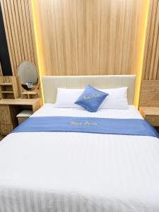 Panda Hotel