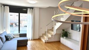 Family Duplex in the Olympic Area by Prestigi