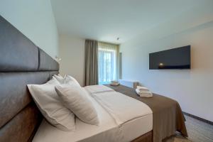 Hotel Alkar - Family Friendly Hotel with Pool in Sinj, Dalmatia