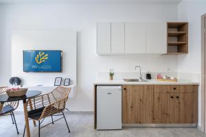 Faflagos Apartments