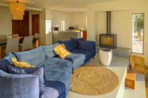 Luxury Villa with Panoramic Sea Views