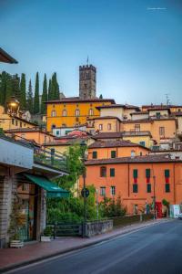 Stunning mountain views in Tuscany at Il Ponte