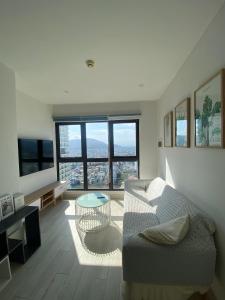 Gold Coast Apartment Nha Trang - Man Ocean