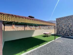 Jabal Shams, the summit house
