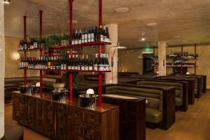 All Inn Hotel