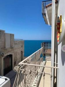 Dal Nadìr allo Zènit Apartments