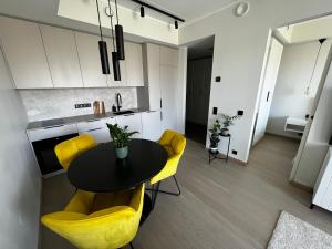 Cozy seaside apartment, balcony, 3 min to beach