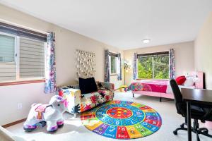 EV2-GRACE VILLA-Many BRs and loft
