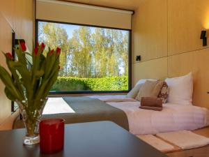 Studio Tiny Cabin Sunshine no 21 by Interhome