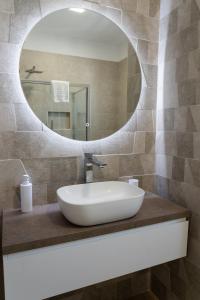 TWINSANDBI Apartments B