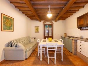 Apartment Il Salice-4 by Interhome