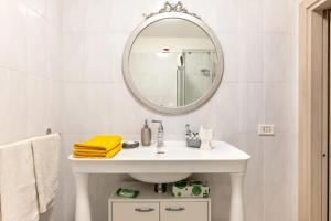 Adua luxury