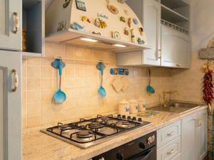 Apartment Sunflowers by Interhome img2