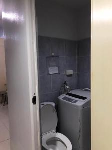 Lucky Ipe at Sea Residences Tower A O-nine-nine-seven-nine-nine--six-five-six-four-three near MOA Complex Pasay City