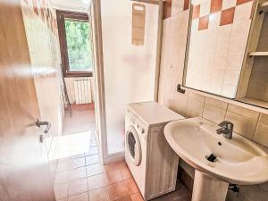 Apartment Mairen-2 by Interhome