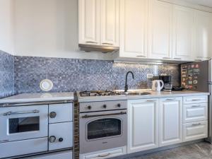 Apartment Damjan by Interhome