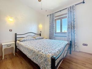 Apartment Adri-2 by Interhome