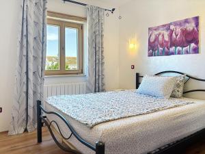 Apartment Adri-2 by Interhome