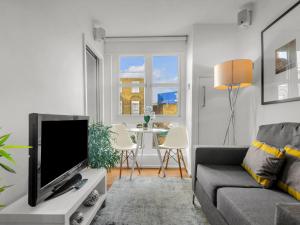 Apartment Camden Apt by Interhome
