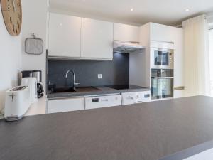 Apartment Victoria by Interhome