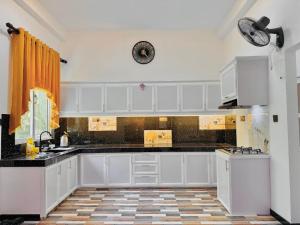 Akarsha Villa - Near Airport & Katunayake