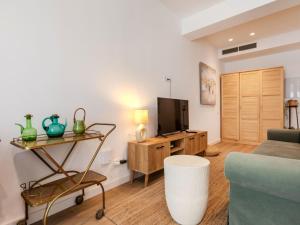 Apartment Edificio Candela-1 by Interhome