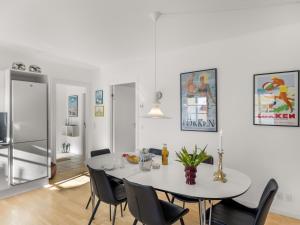 Apartment Loreia - 300m from the sea by Interhome