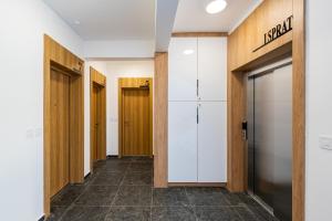 Studio 28