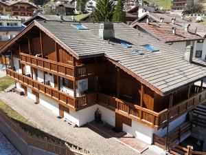 Apartment Casa Arnica by Interhome