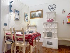 Apartment Casa Arnica by Interhome