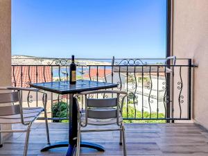 Apartment Villa Mare-3 by Interhome