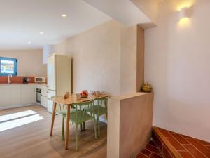 Apartment Edificio Candela-2 by Interhome