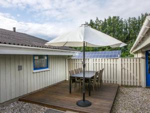 Holiday Home Nis - 900m from the sea by Interhome