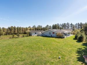 Holiday Home Nis - 900m from the sea by Interhome