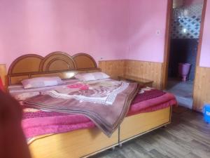 Suraj Guest House and Cafe