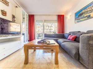 Apartment Nuevo Forum by Interhome