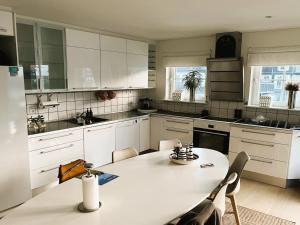 Apartment Andine - 375m from the sea by Interhome