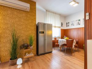 Apartment Dolores by Interhome