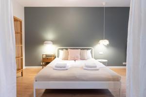 Apartments NEARTO Main Railway Station FREE PARKING & Air conditioning