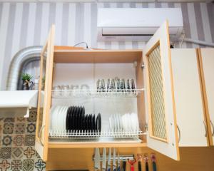 DOWNTOWN - BEST Price - Small Apartment